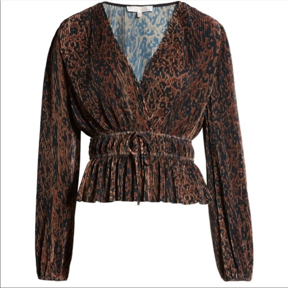Wayf Fernly Faux Wrap Blouse - Picture 1 of 4